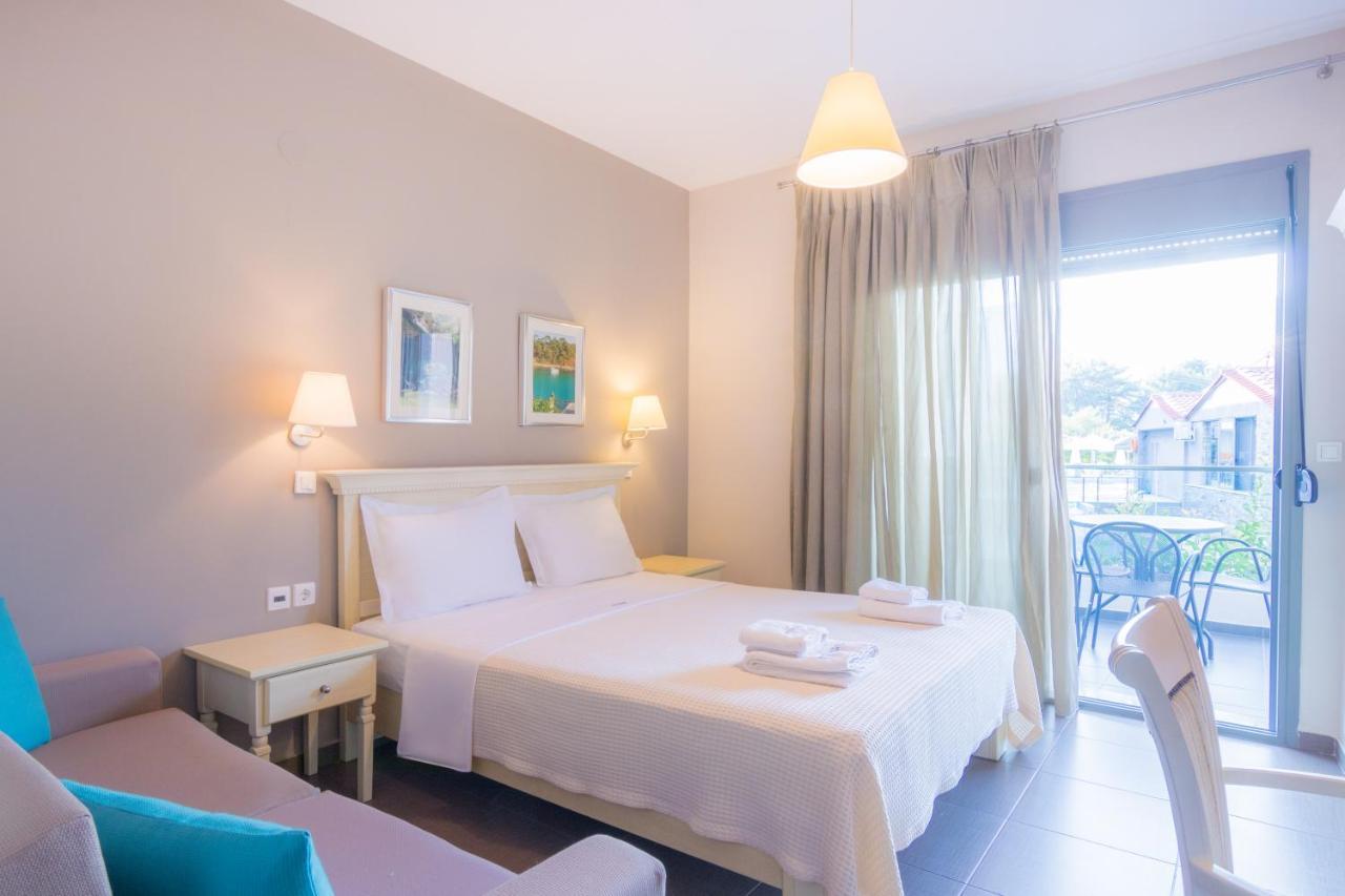 Ntinas Filoxenia Hotel & Spa สกาลา โปเตมิอัส ภายนอก รูปภาพ