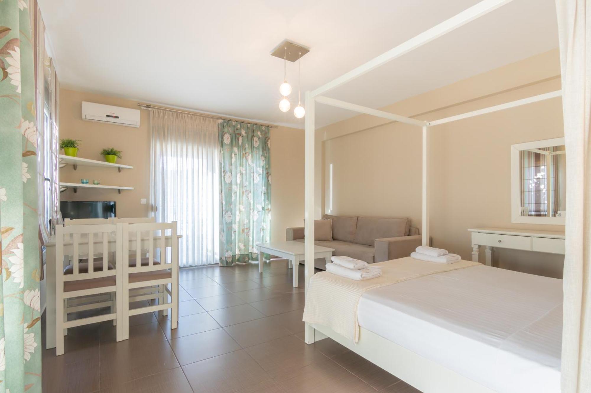 Ntinas Filoxenia Hotel & Spa สกาลา โปเตมิอัส ภายนอก รูปภาพ